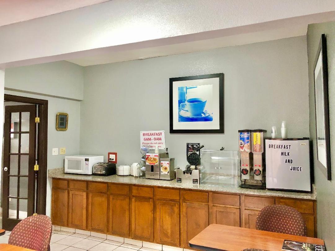 育空美洲最佳价值旅馆酒店 外观 照片